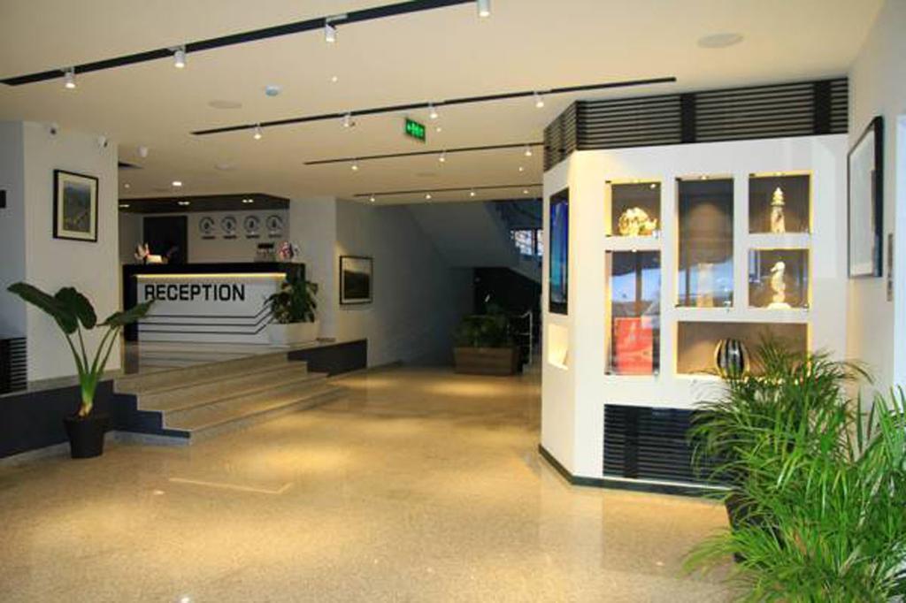 Orbi Palace Aparthotel バクリアニ エクステリア 写真